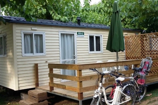 Weekend stays pedaling at Camping les Preses Natura (MOBIL HOME)