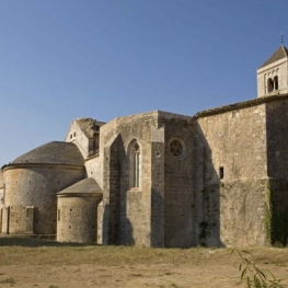 Visit 'El tresor de la plana', Canonical of Santa Maria de Vilabertran
