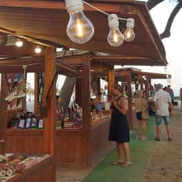 Mercado de Artesanos en La Pineda