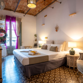 Getaway with breakfast included with Primavera Hostel