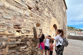 Medieval Treasure Hunt: Adventure through the Old Town of Súria