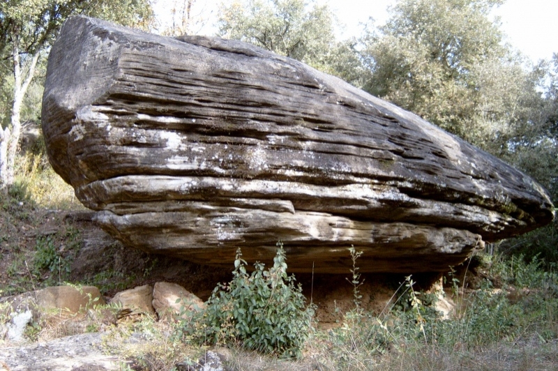 Sant Aniol de Finestres (Roca De La Melca)