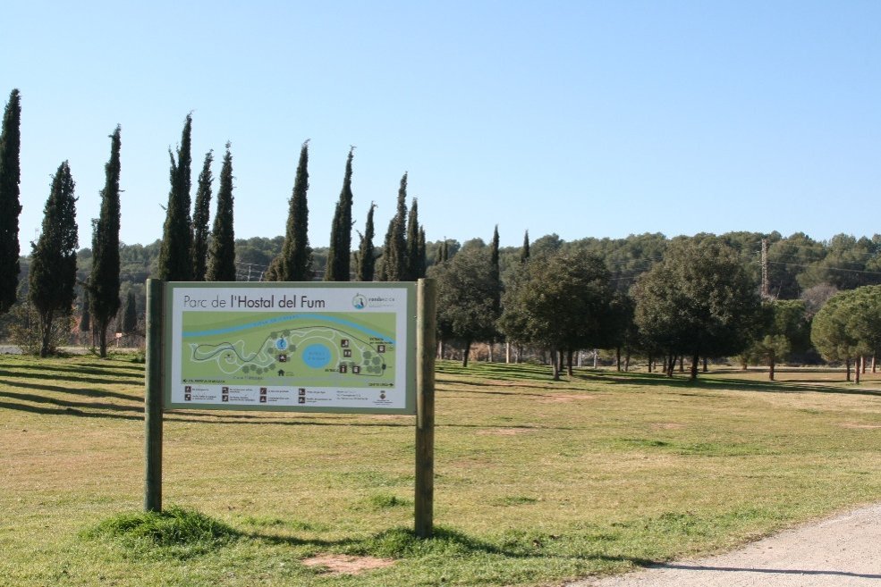 Palau-solità i Plegamans (Palau Solita I Plegamans Hostal Del Fum)