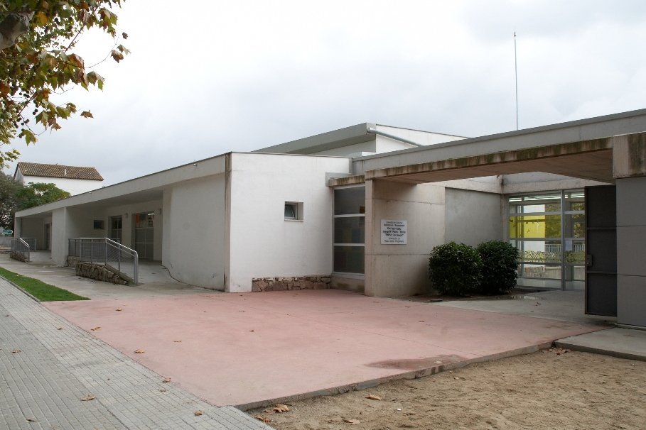 Palau-solità i Plegamans (Palau Solita I Plegamans Escola Carrerada)