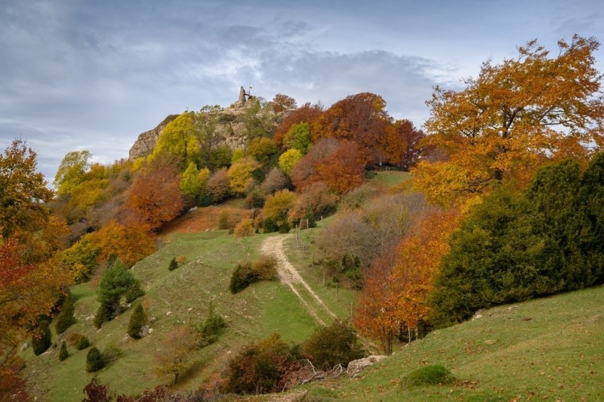 Castell de Milany des de Vallfogona de Ripollès