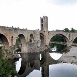 Ruta por los pueblos de piedra de Girona